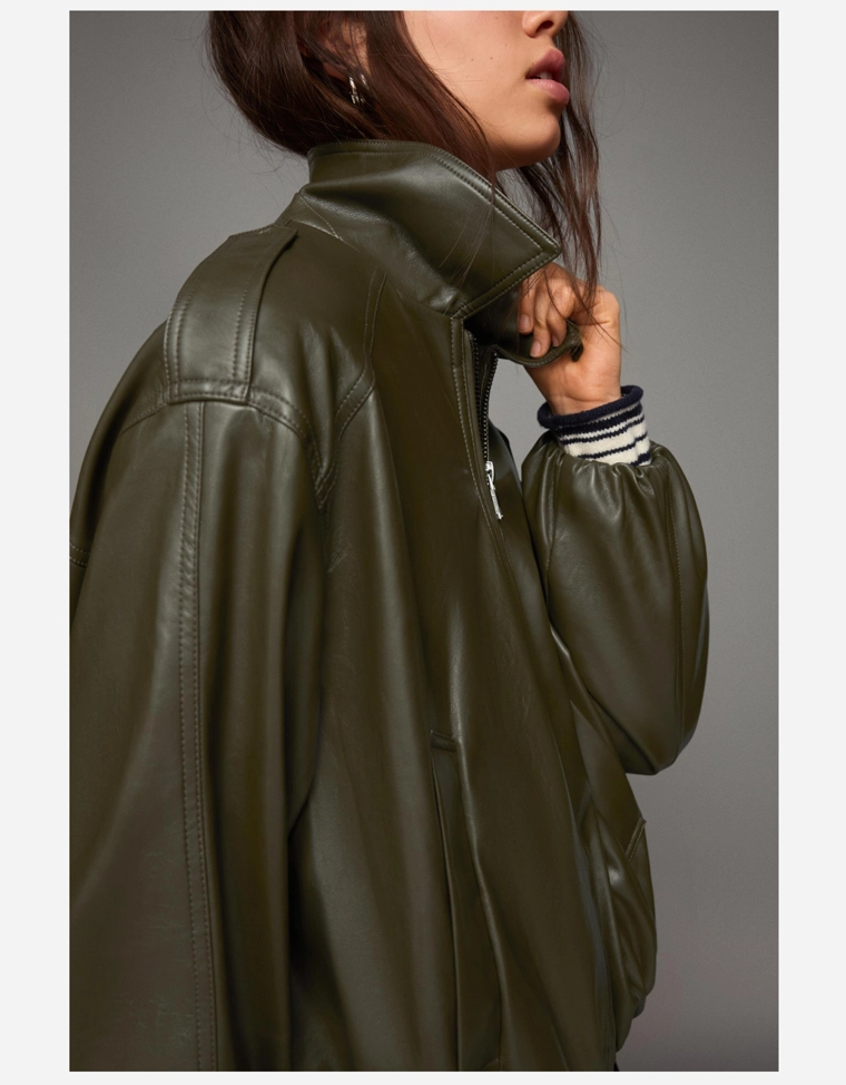 Куртка из искусственной кожи объемного кроя