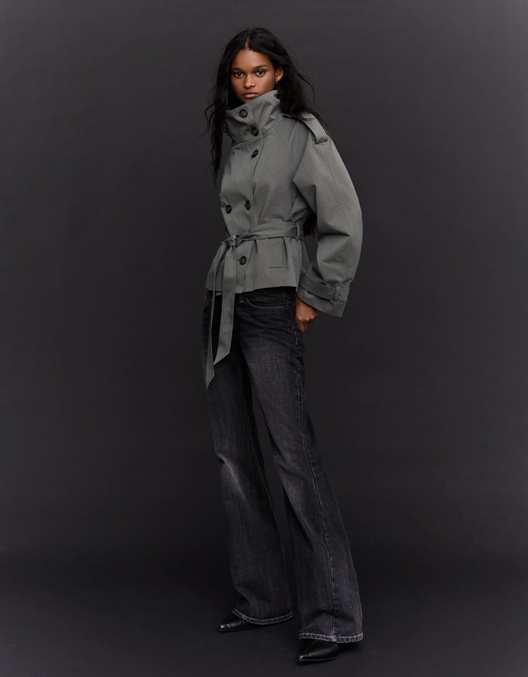 Тренч с воротником-стойкой