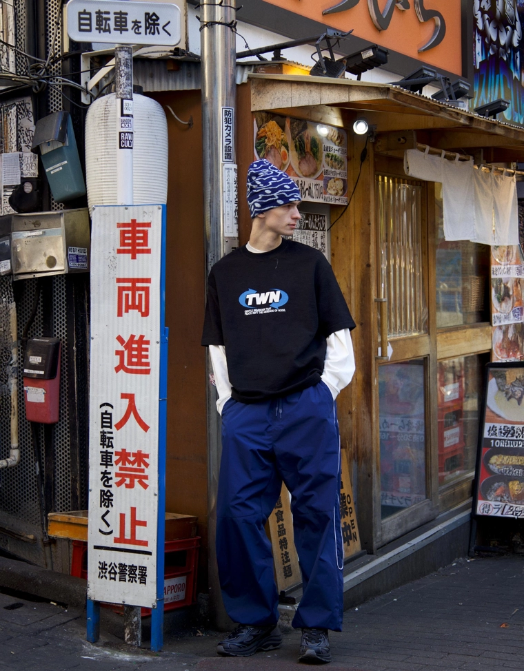 Футболка из мягкой ткани с короткими рукавами и принтом