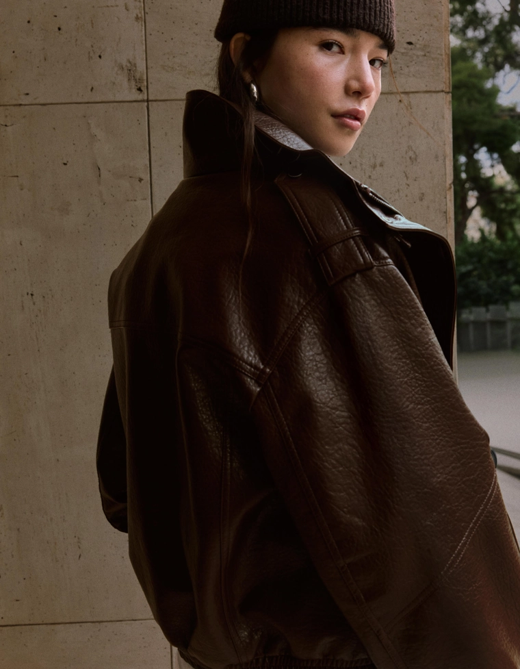 Куртка из искусственной кожи с воротником-трубой