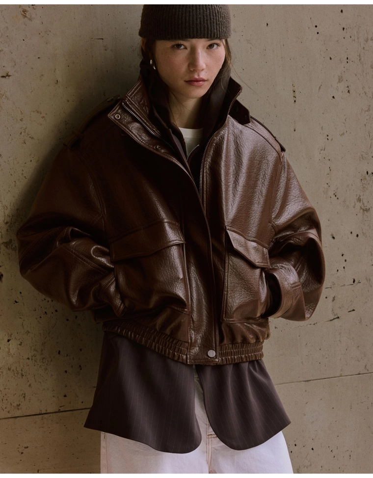 Куртка из искусственной кожи с воротником-трубой