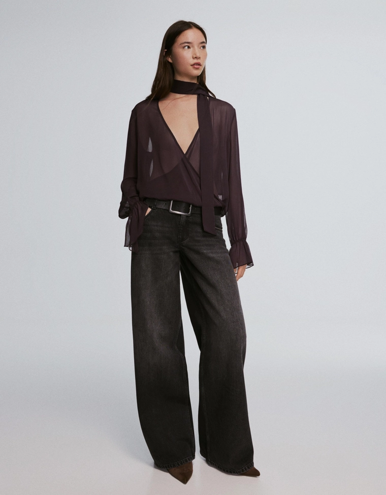 Блуза с длинными рукавами и шарфом с запахом