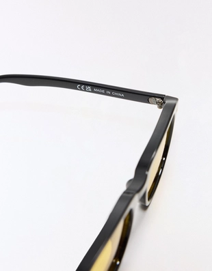 Солнцезащитные очки в пластмассовой оправе- Заказать в России