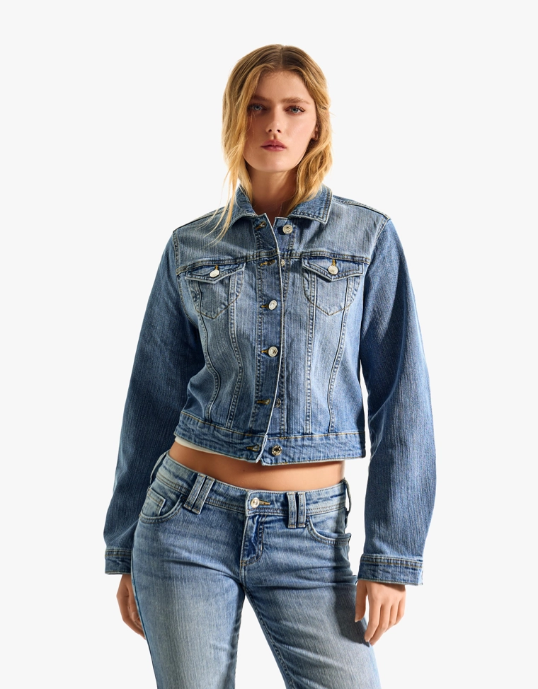 Джинсовая куртка