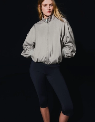 Куртка со стразами- Заказать в России