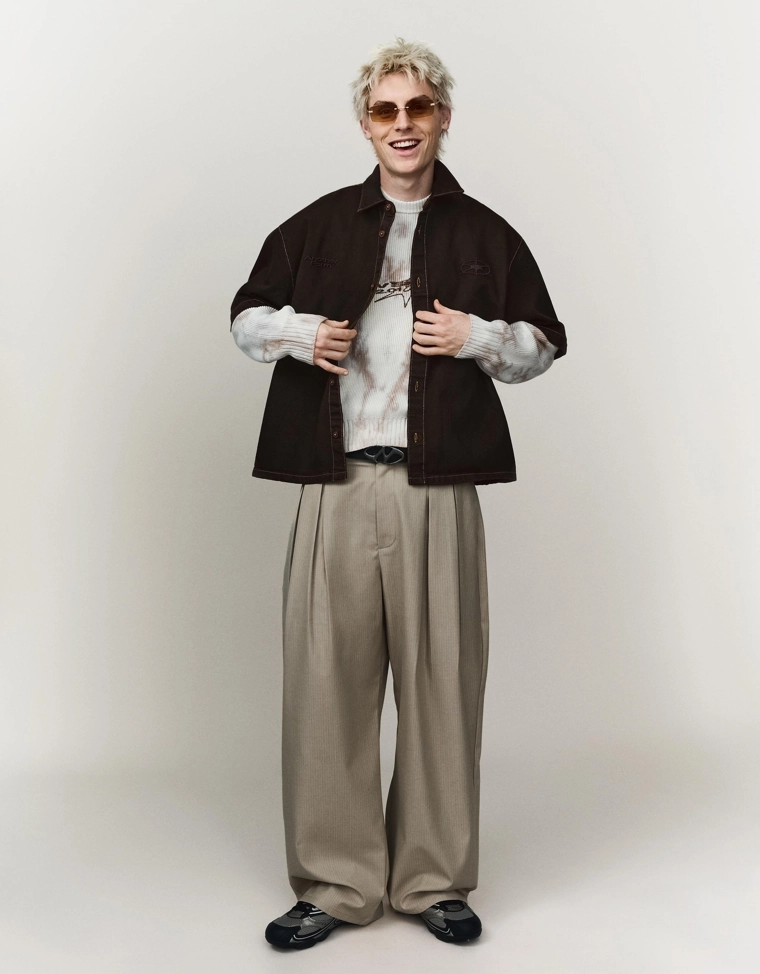 Рубашка геометрического кроя с короткими рукавами и вышивкой