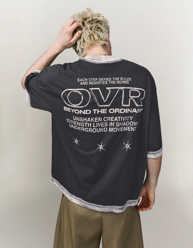 Футболка с короткими рукавами и принтом