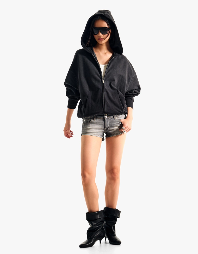 Джинсовые мини-шорты