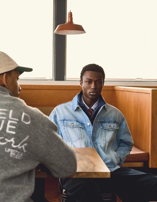 Джинсовая куртка- Заказать в России