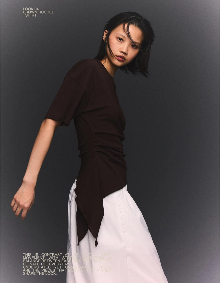 Футболка с короткими рукавами и сборками