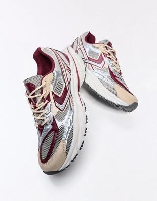 Кроссовки с контрастными вставками- Заказать в России