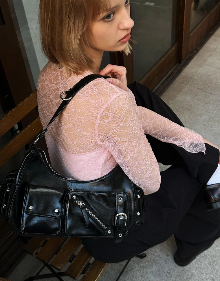 Кружевная футболка с длинными рукавами