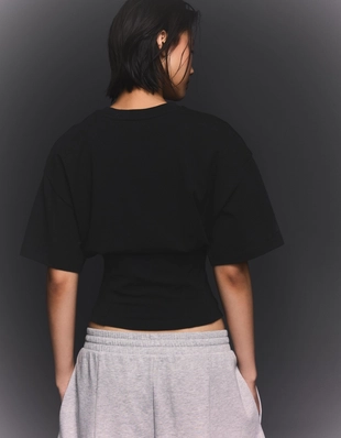 Футболка с короткими рукавами и корсетным поясом- Заказать в России