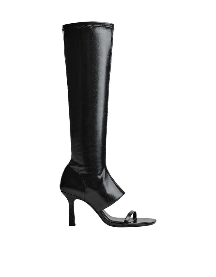 Босоножки на каблуке