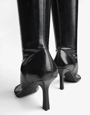 Босоножки на каблуке- Заказать в России