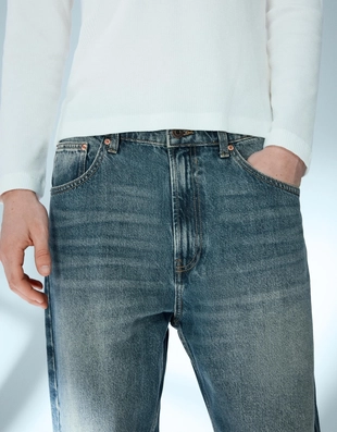 Джинсы свободного кроя- Заказать в России