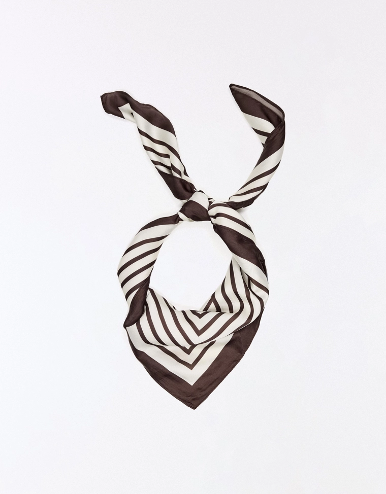 Атласный платок в полоску