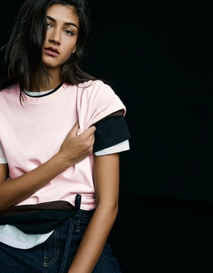 Базовая футболка с короткими рукавами- Заказать в России