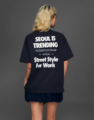 Футболка с короткими рукавами и принтом- Заказать в России