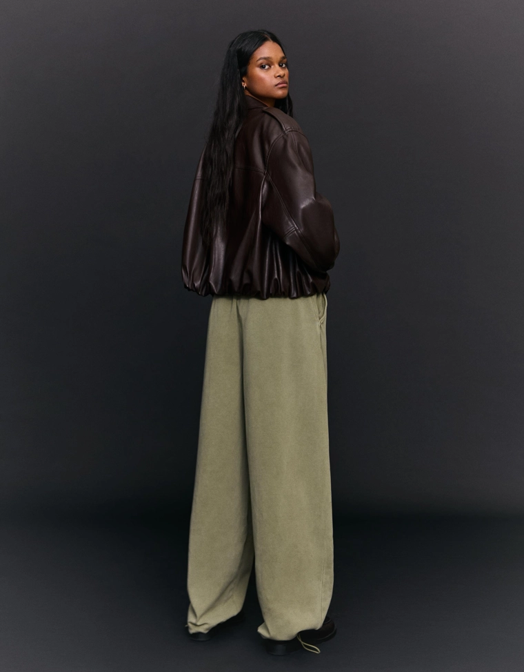 Брюки barrel из мягкой ткани с фиксаторами