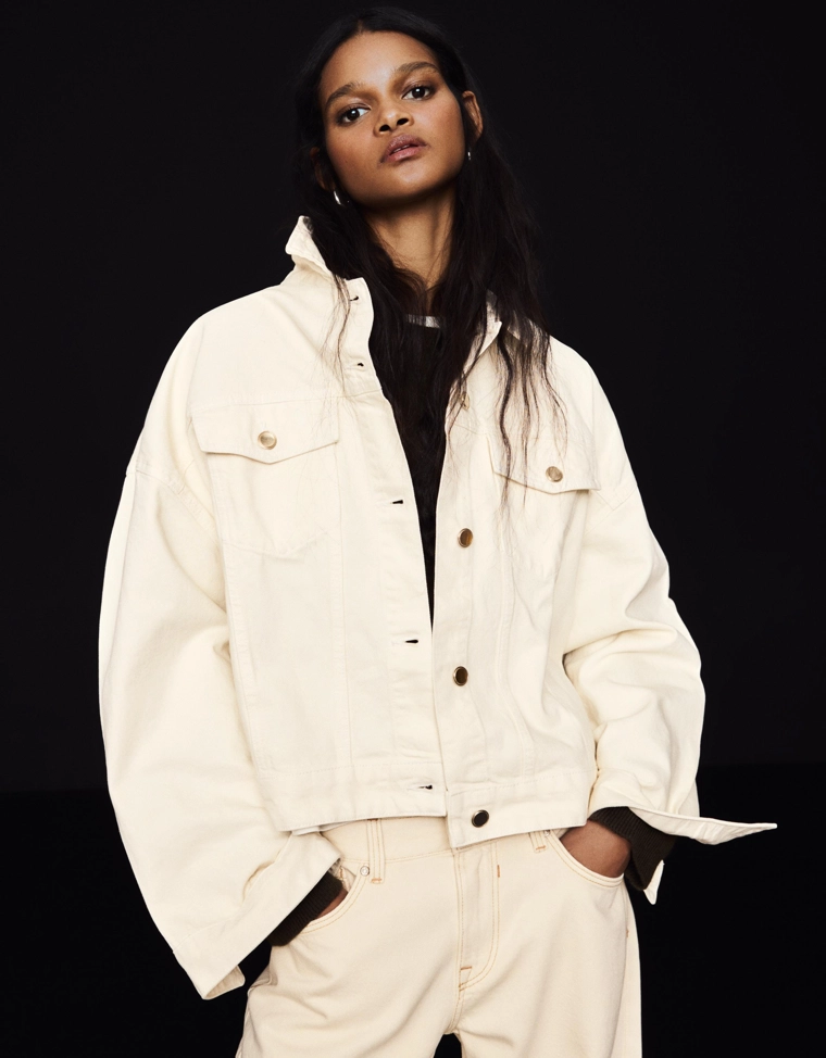 Джинсовая куртка оверсайз