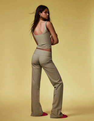 Брюки с широким поясом и низкой посадкой- Заказать в России