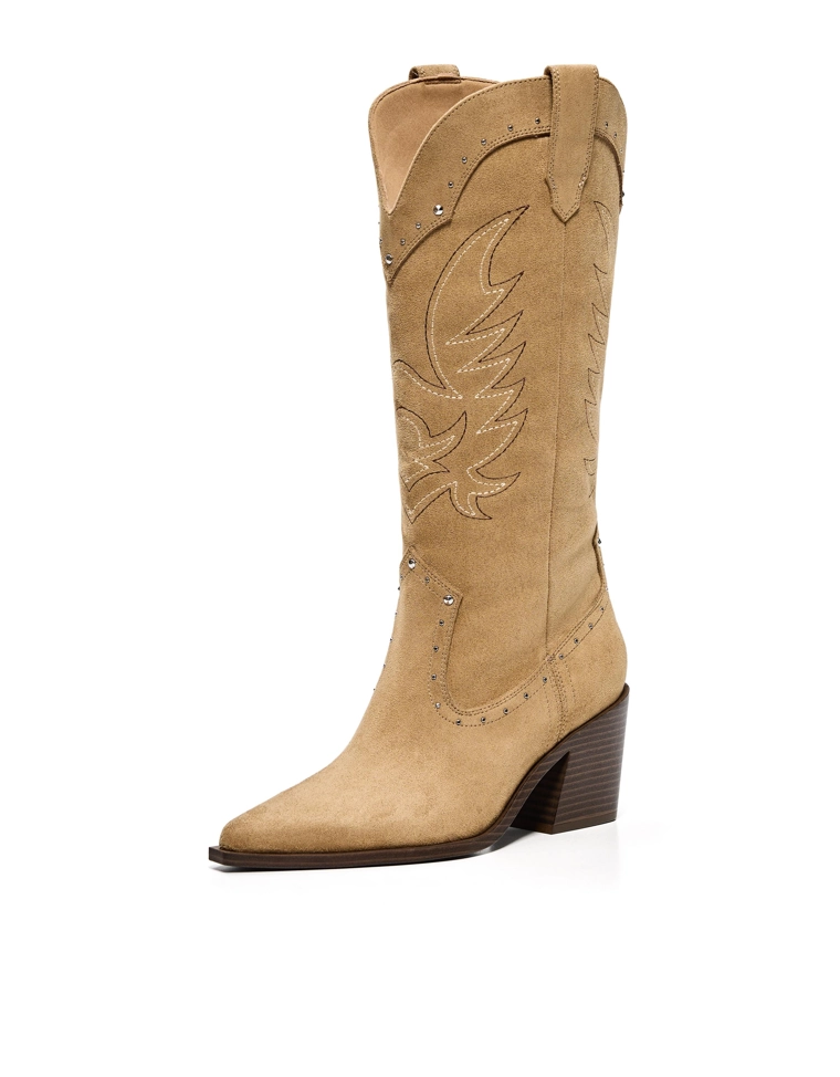 Ботинки в ковбойском стиле на каблуке с заклепками