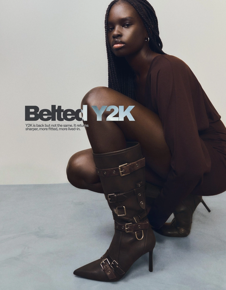 Сапоги на каблуке с пряжками