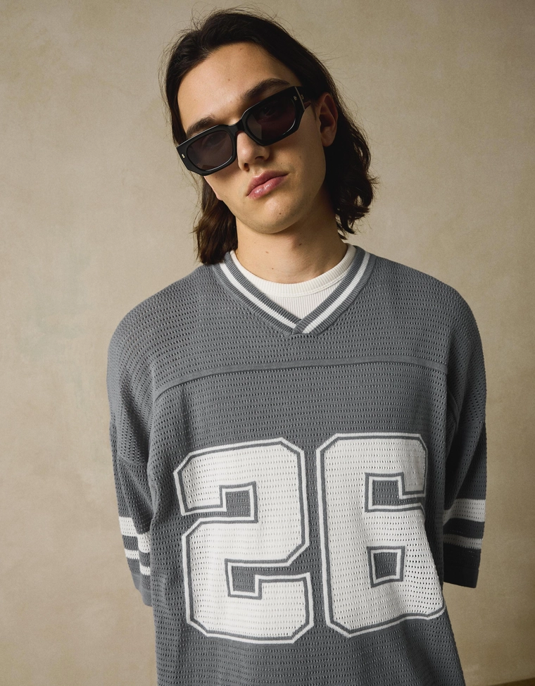 Спортивная футболка с короткими рукавами и принтом