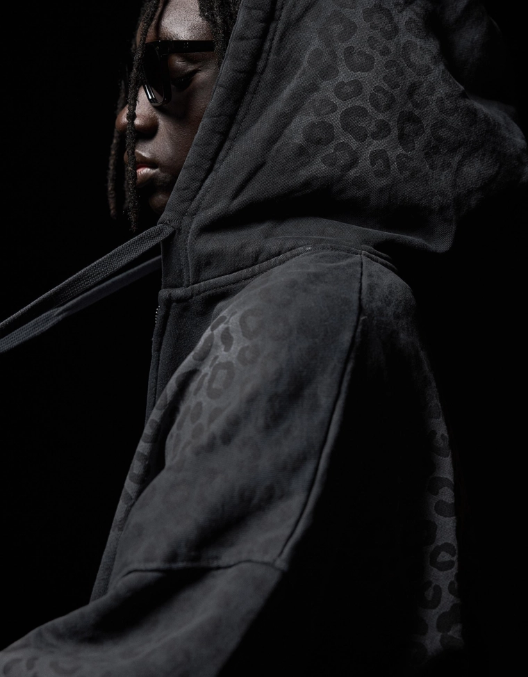 Худи на молнии с капюшоном и принтом