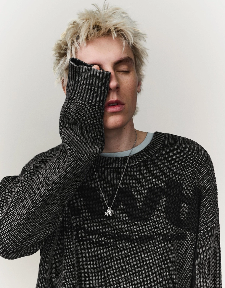 Свитер с принтом