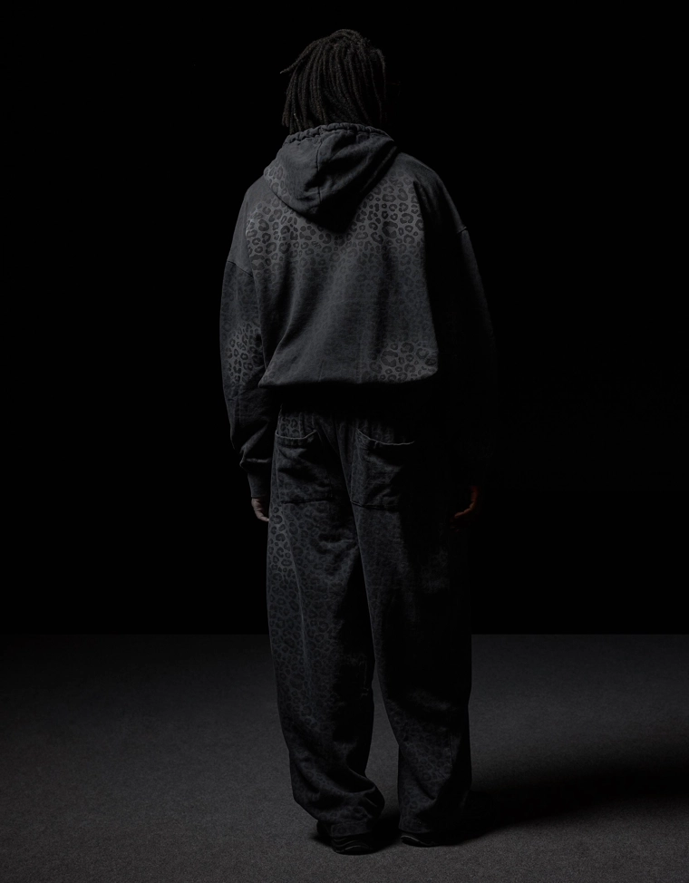 Брюки-бананы с анималистическим принтом