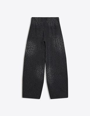 Брюки-бананы с анималистическим принтом- Заказать в России