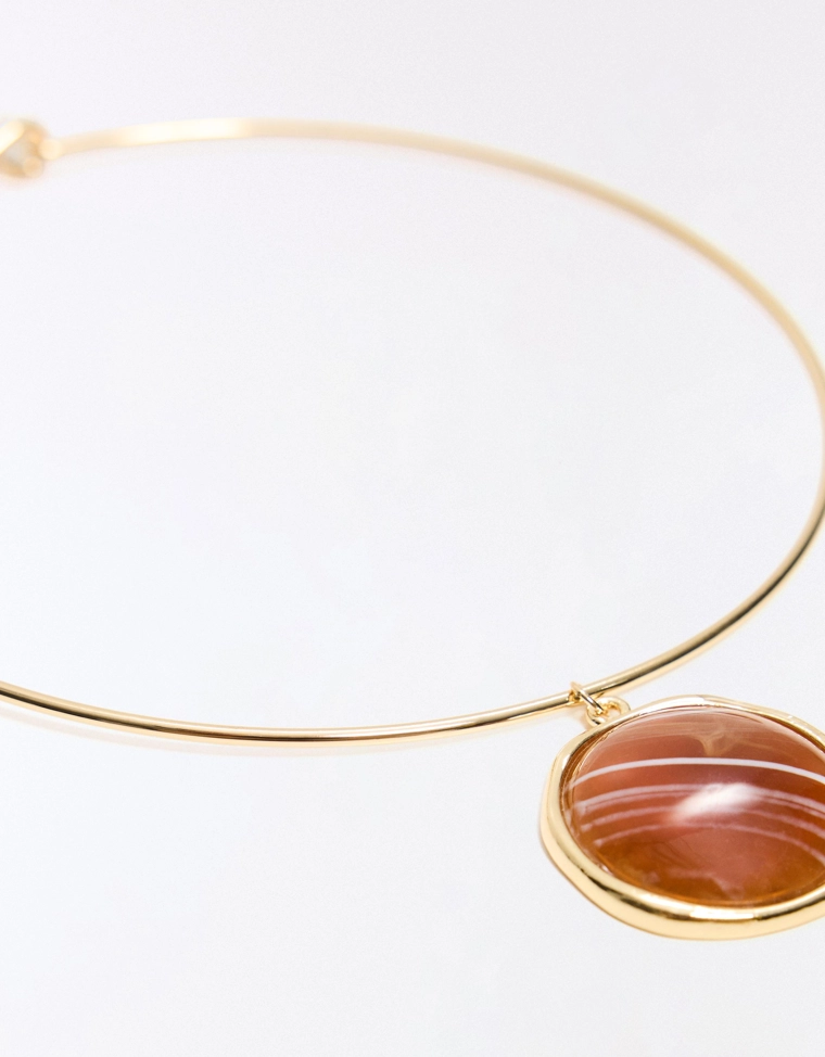 Цепочка с подвеской из камня