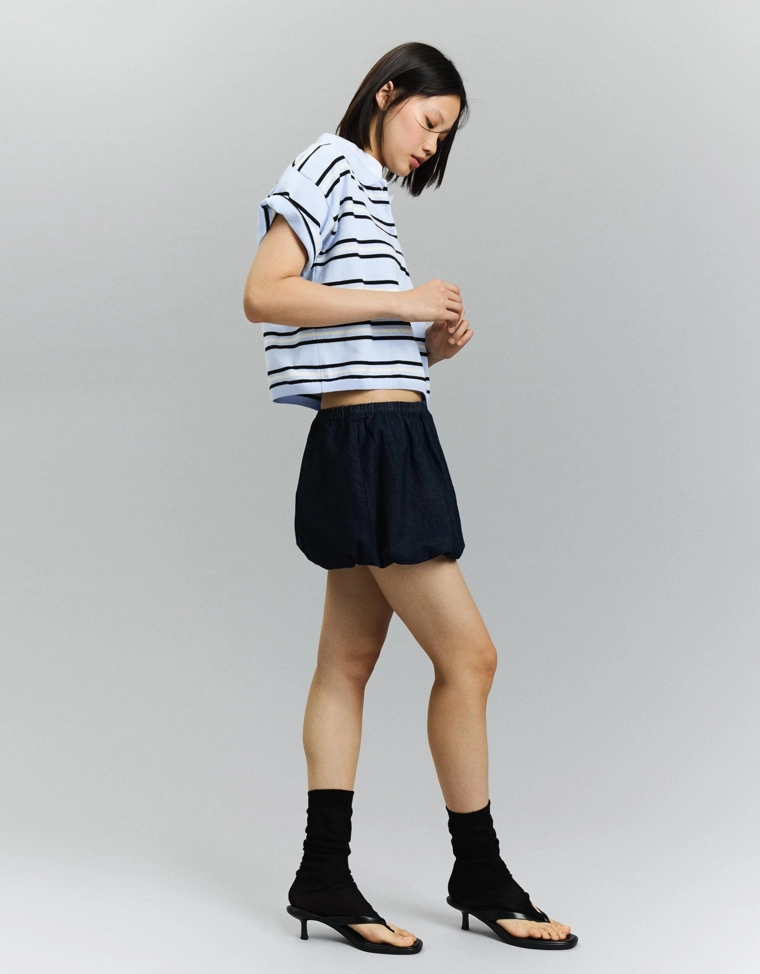 Свитер в полоску с воротником-поло