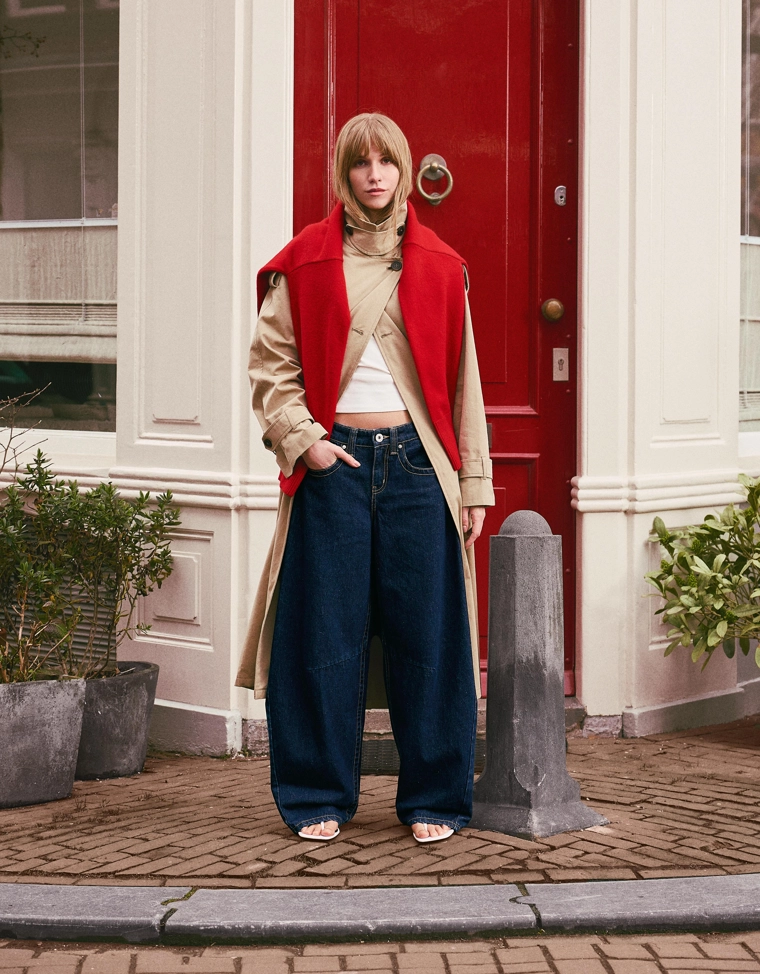 Джинсы свободного кроя с низкой посадкой