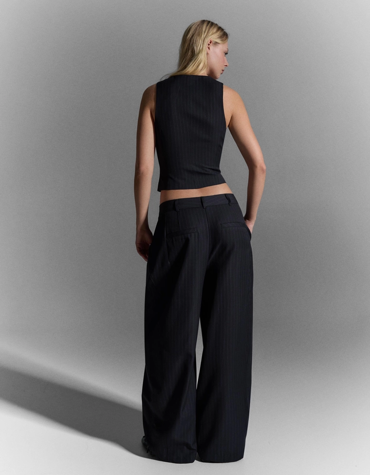 Брюки из струящейся ткани с запахом