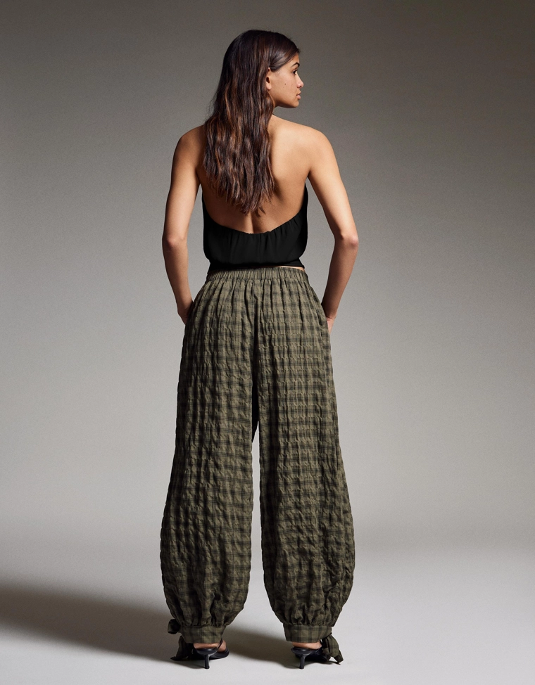 Брюки-блуммеры с фиксаторами