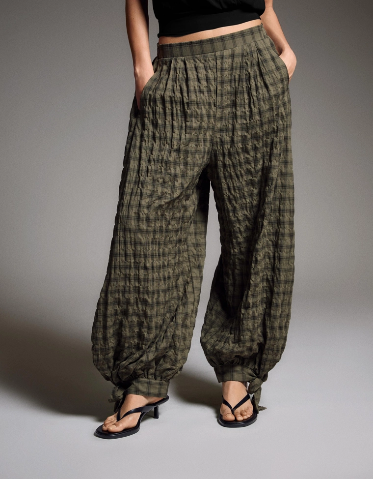 Брюки-блуммеры с фиксаторами