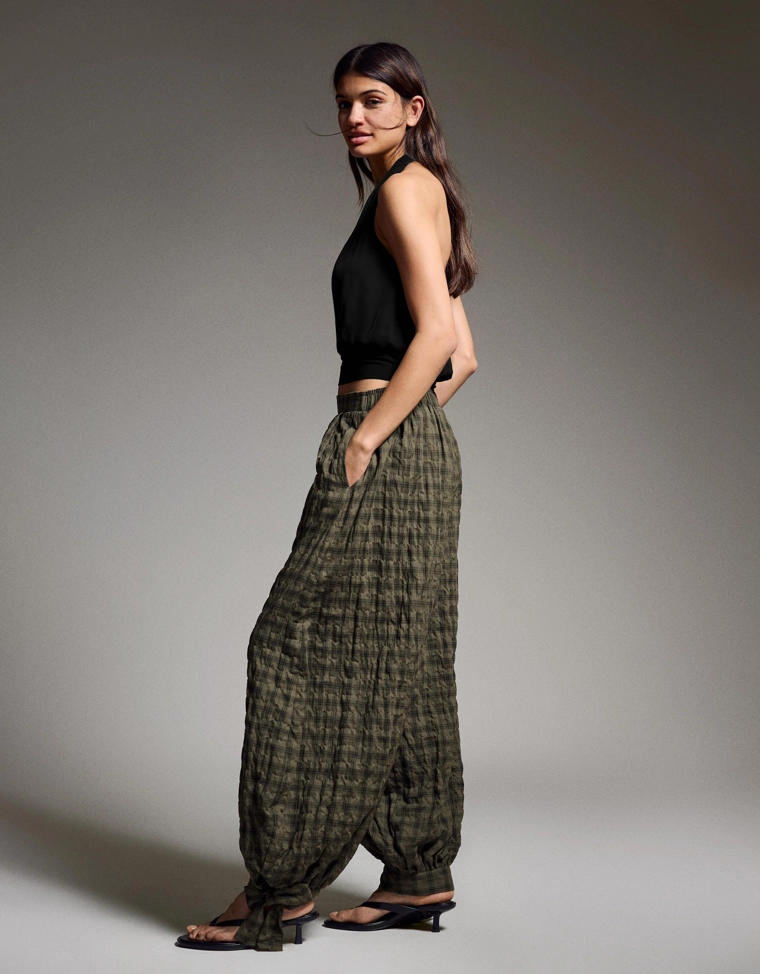 Брюки-блуммеры с фиксаторами