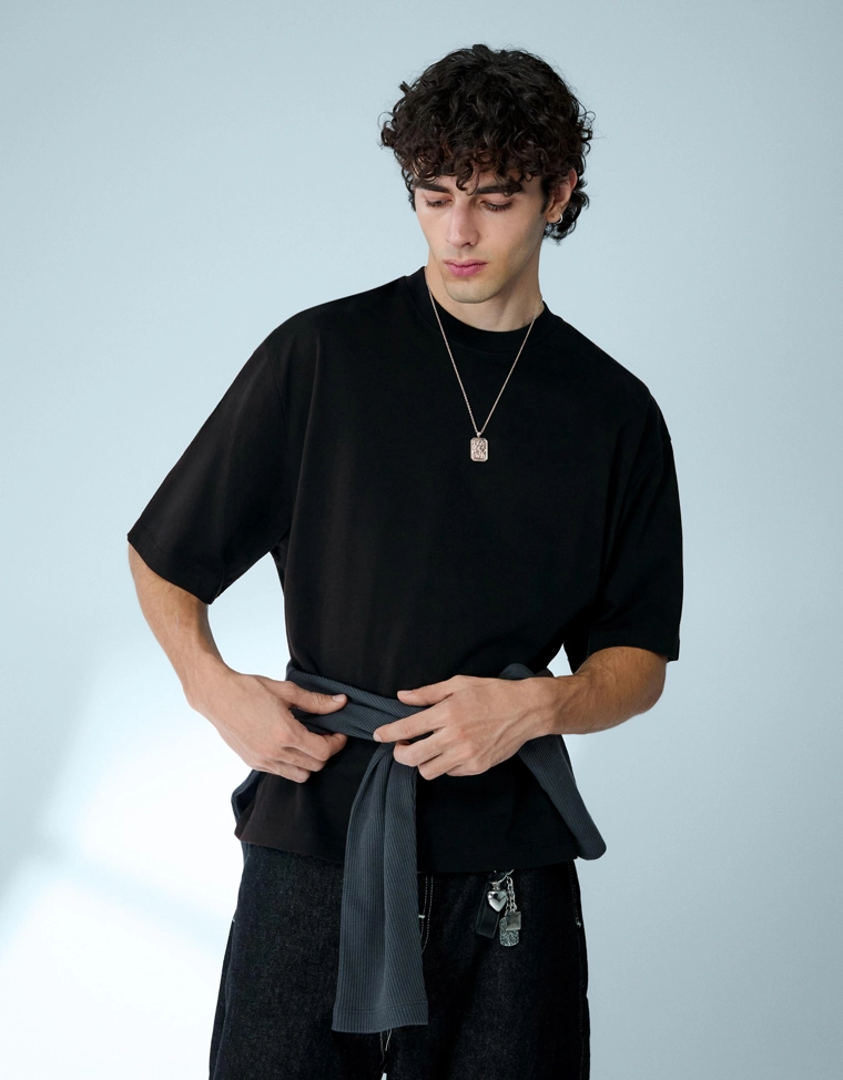 Футболка геометрического кроя с короткими рукавами