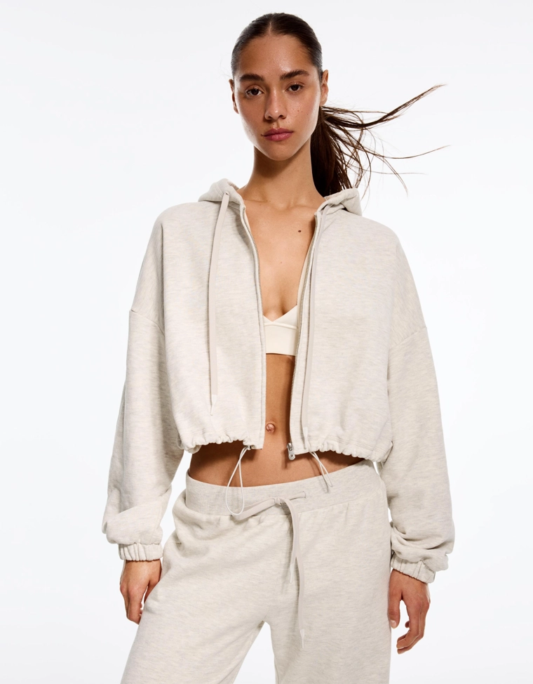 Худи на молнии с капюшоном и рукавами-фонариками