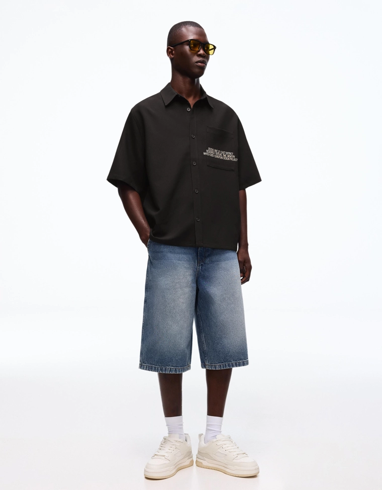 Рубашка с короткими рукавами и вышивкой