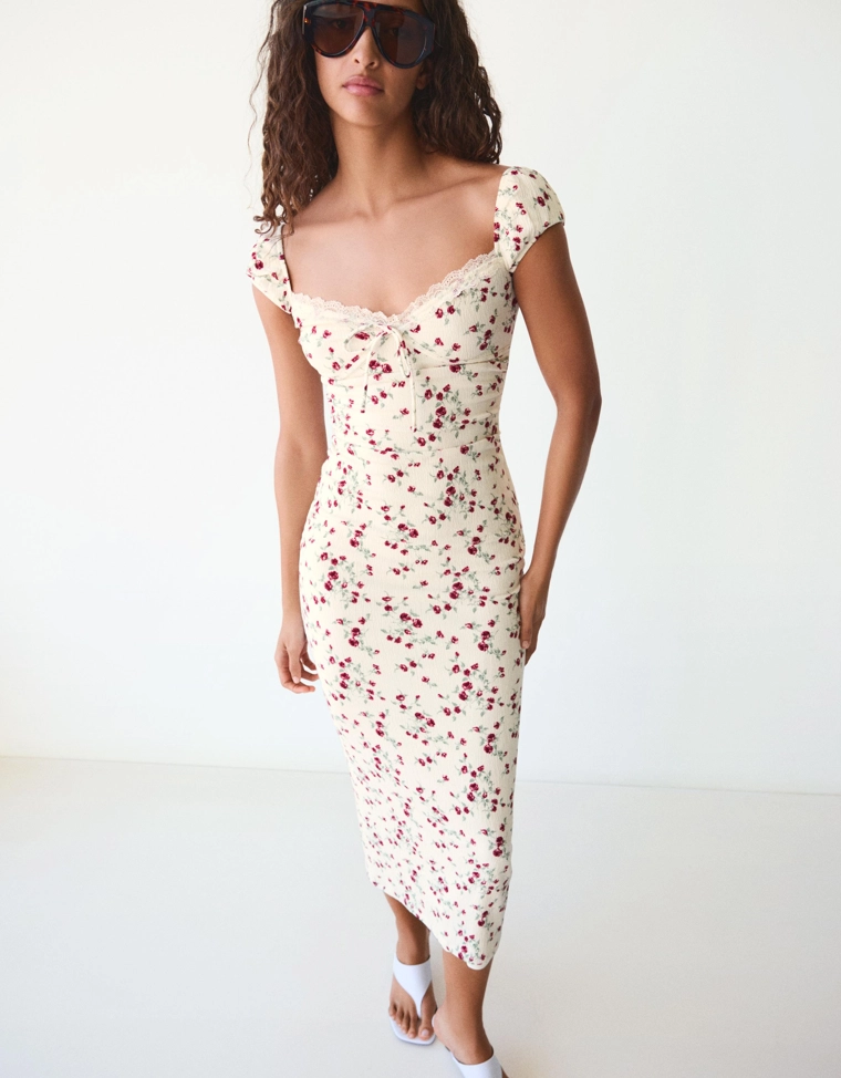 Платье миди из крепа с кружевом