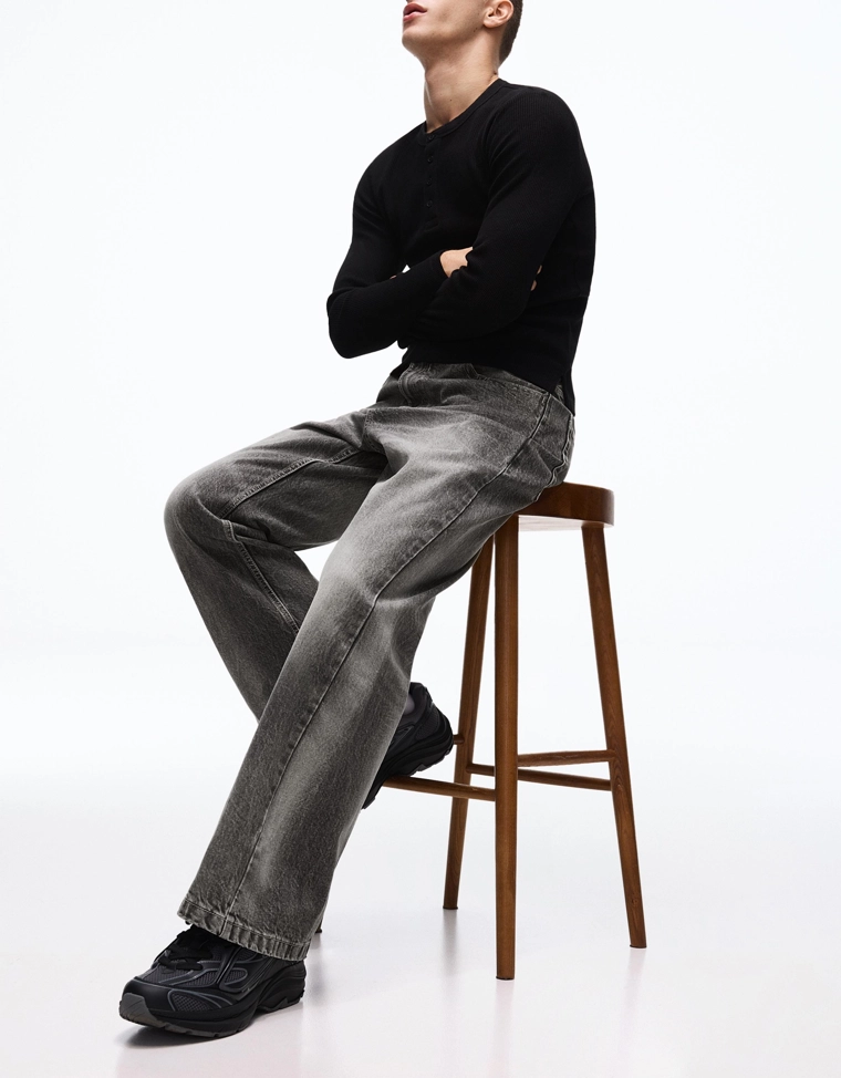 Спортивная обувь с объемной подошвой