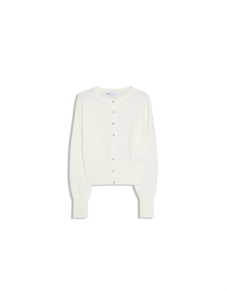 Кардиган с круглым вырезом на пуговицах