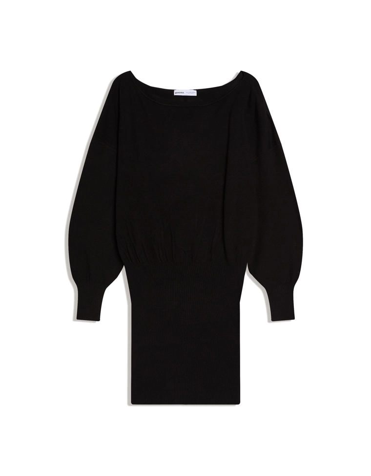 Мини-платье асимметричного кроя в рубчик