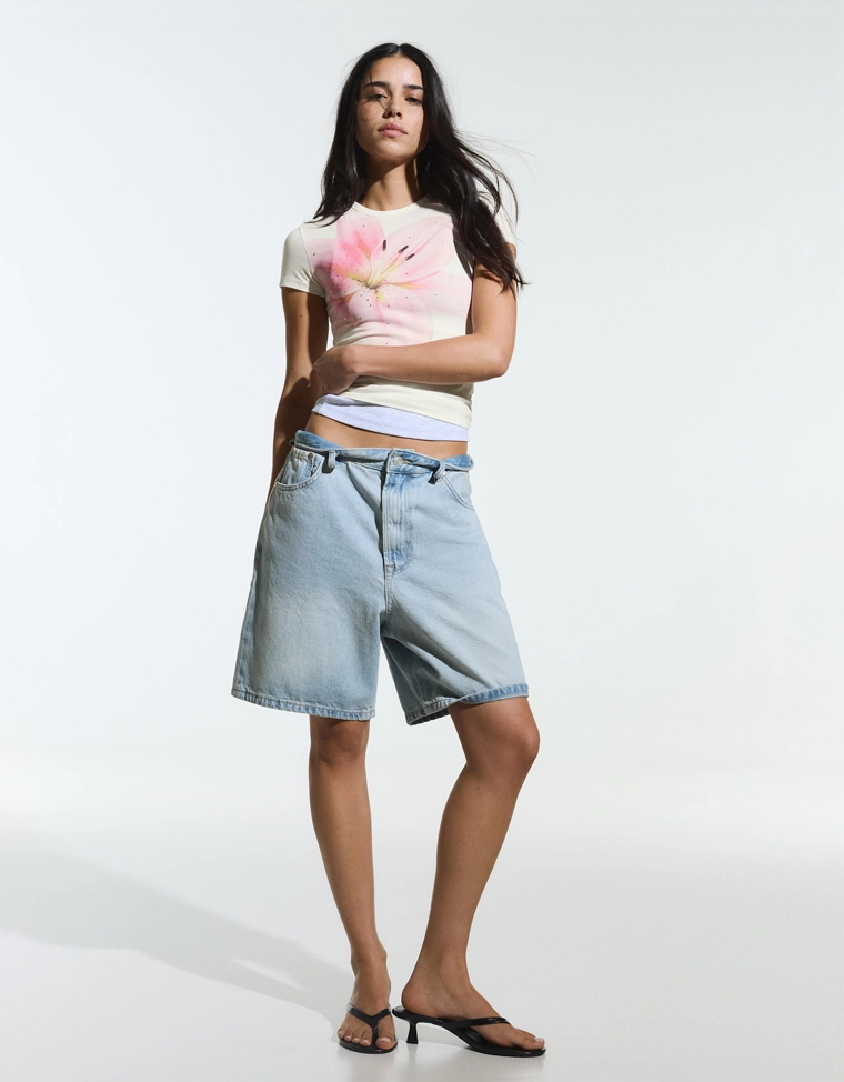 Футболка с короткими рукавами и принтом