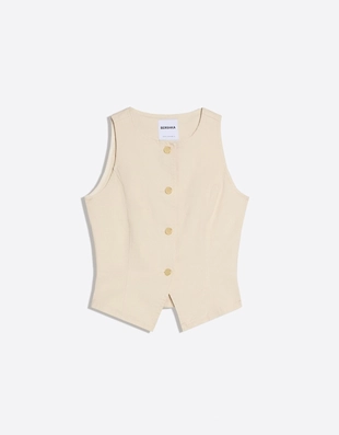 Джинсовый жилет со стразами на пуговицах- Заказать в России