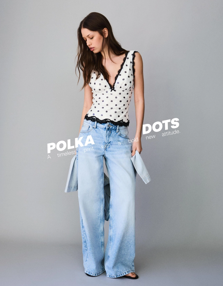 Кружевной топ с пайетками